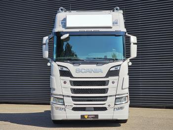R770 V8 4x2 / PARKING COOLER / 2 TANKS / PTO / 9T AXLE